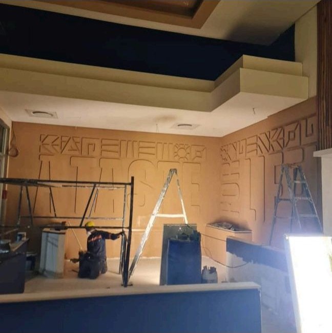 Spur — sculpted feature walls